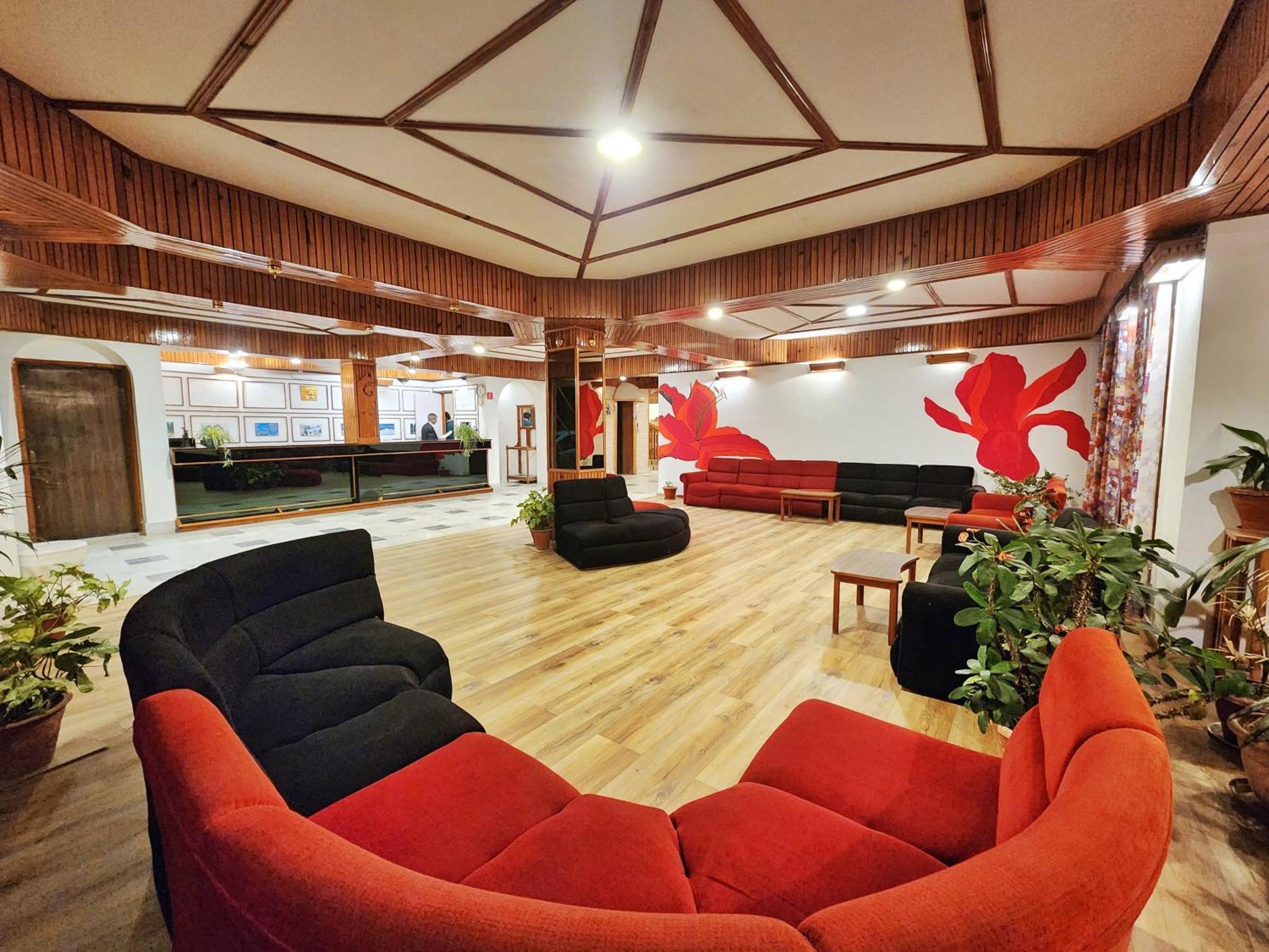 Hotel Pineview Shimla Exterior foto