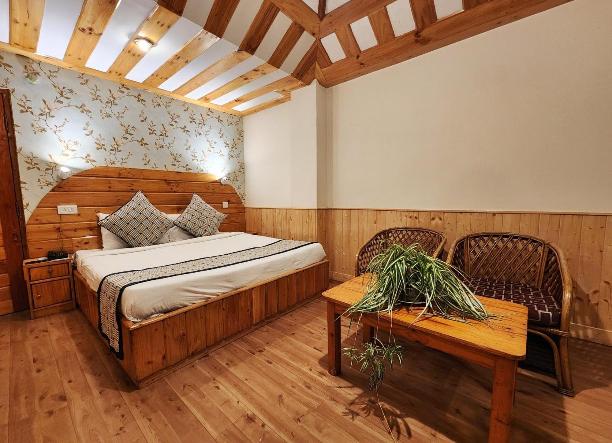 Hotel Pineview Shimla Exterior foto