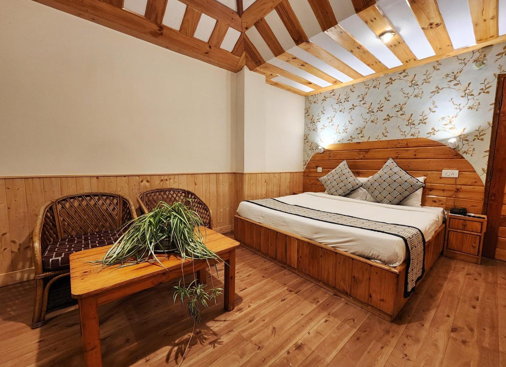 Hotel Pineview Shimla Exterior foto